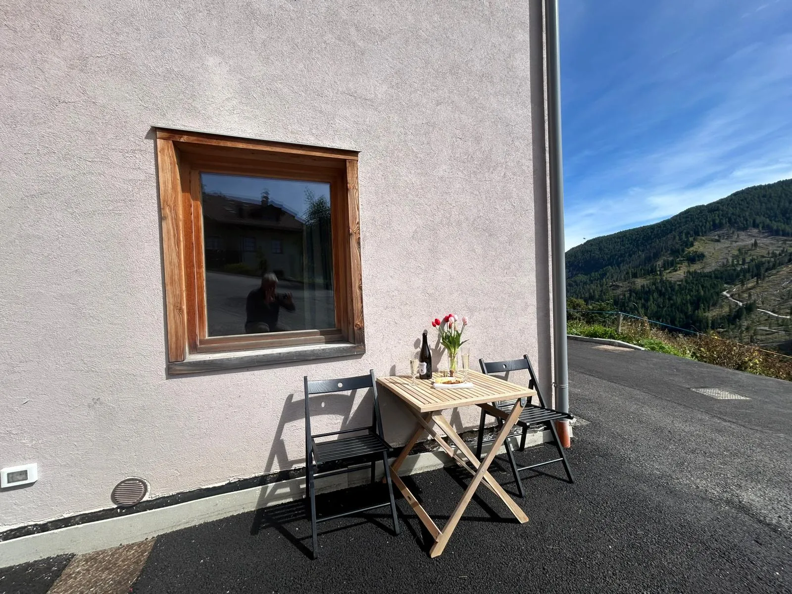 Outdoor & Surroundings 9